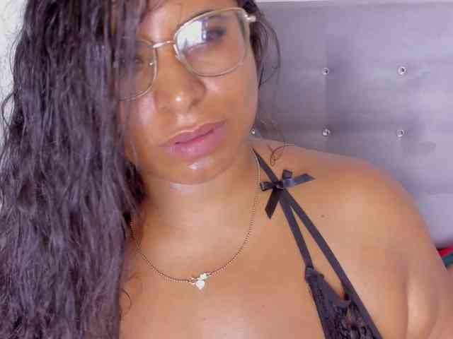 itswet-horny webcam