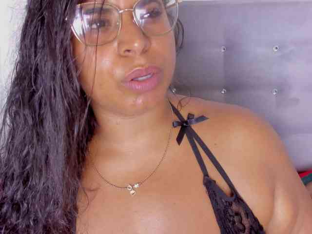 itswet-horny webcam