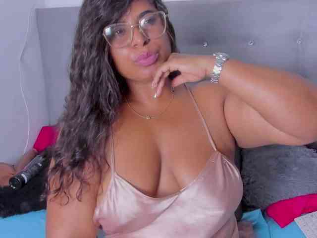 itswet-horny webcam