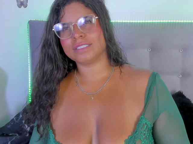itswet-horny webcam