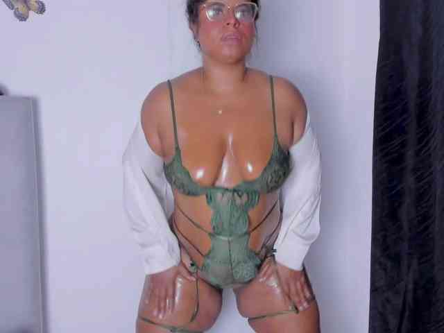 itswet-horny webcam