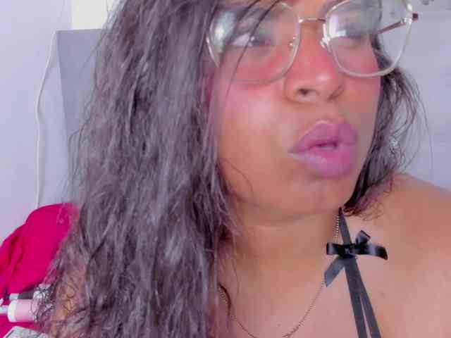 itswet-horny webcam