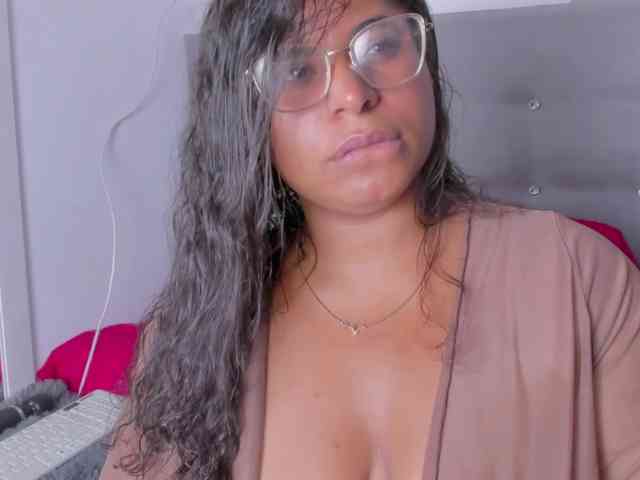 itswet-horny webcam