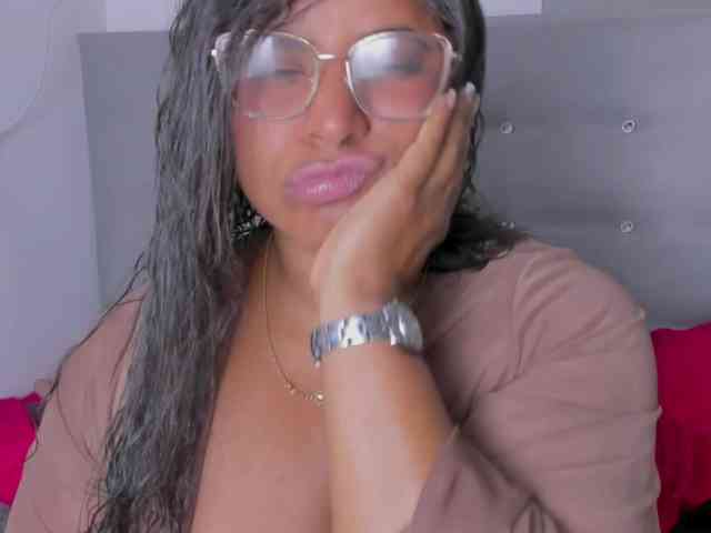 itswet-horny webcam