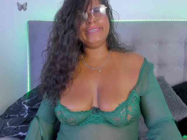 itswet-horny webcam