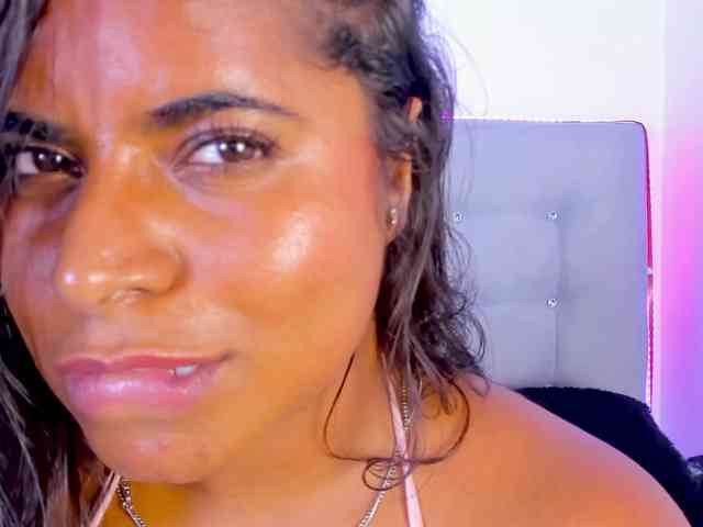 itswet-horny webcam
