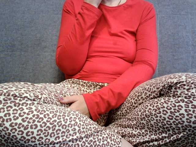 Chat with Verika live cam