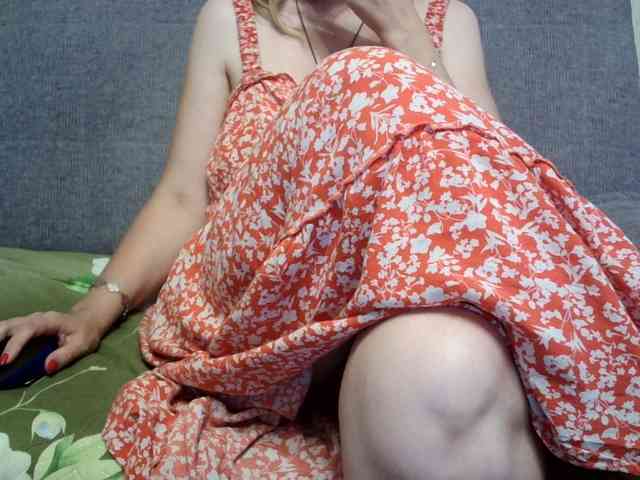 Verika's cam show statistics and live stream