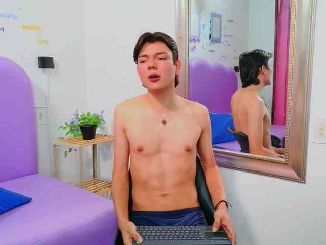 Alandelrey Sex Cam Show