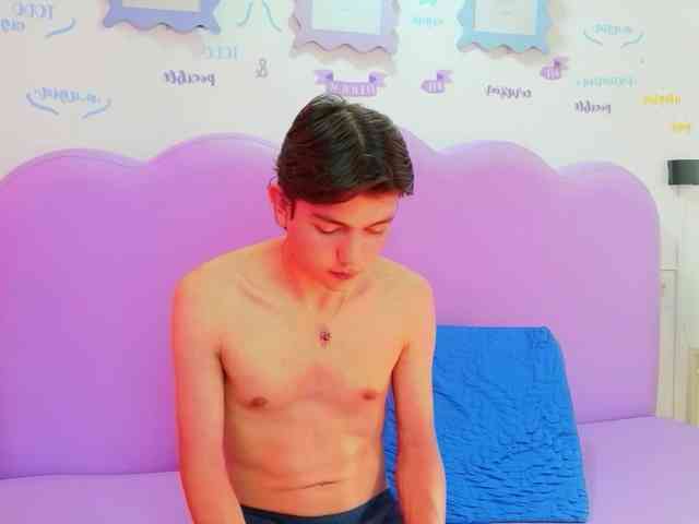 Alandelrey Sex Cam Show