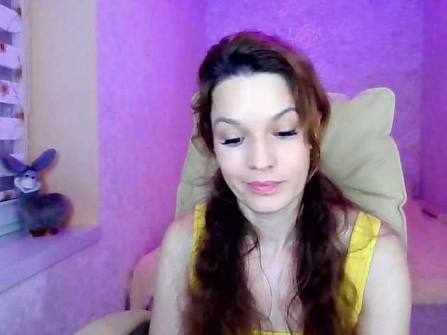 IridessaL live cam on BongaCams