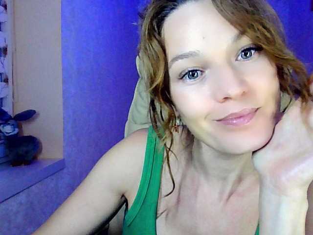 IridessaL live cam on BongaCams