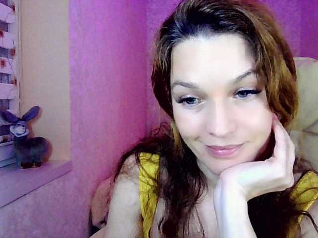 IridessaL live cam on BongaCams