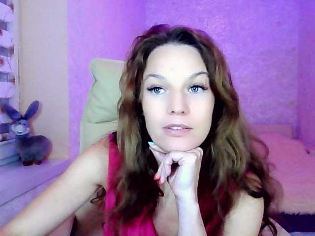 IridessaL live cam on BongaCams