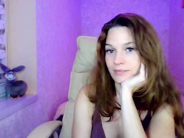 IridessaL live cam on BongaCams