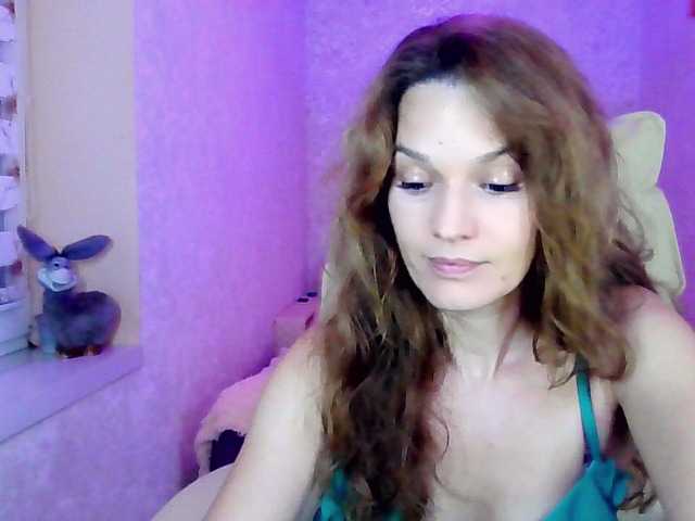 IridessaL live cam on BongaCams