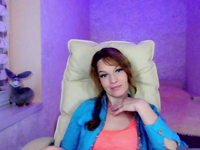 IridessaL live cam on BongaCams