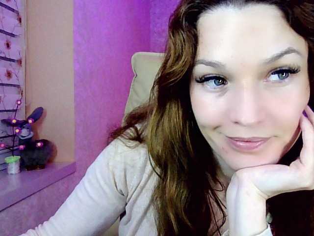 IridessaL's BongaCams show and profile