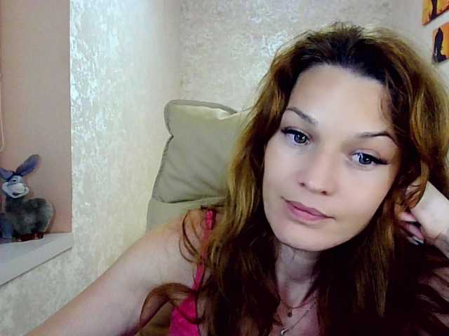 IridessaL live cam on BongaCams