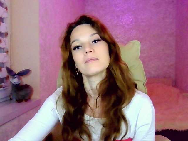 IridessaL live cam on BongaCams