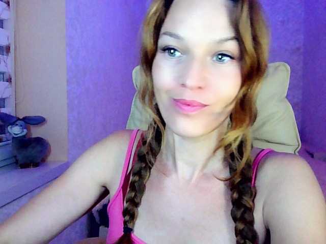 IridessaL live cam on BongaCams