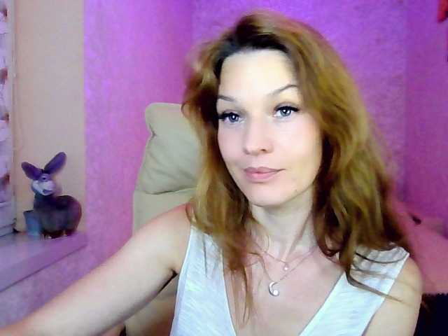 IridessaL live cam on BongaCams