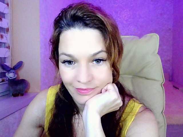 IridessaL live cam on BongaCams
