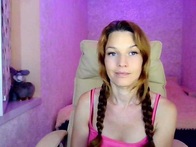 IridessaL live cam on BongaCams
