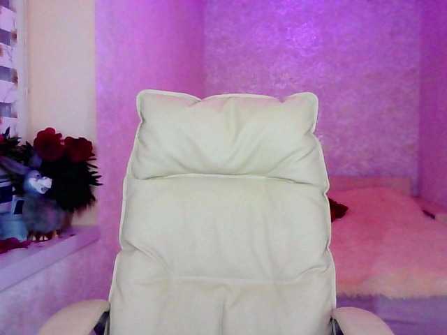IridessaL live cam on BongaCams