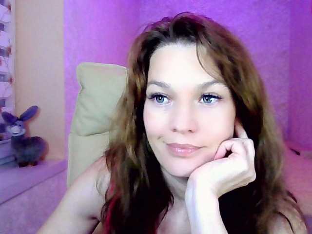 IridessaL live cam on BongaCams
