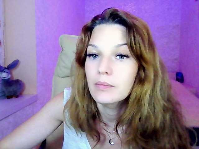 IridessaL live cam on BongaCams