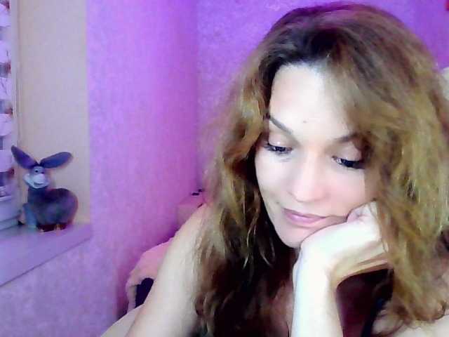IridessaL live cam on BongaCams