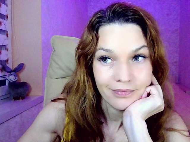 IridessaL live cam on BongaCams