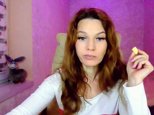IridessaL live cam on BongaCams