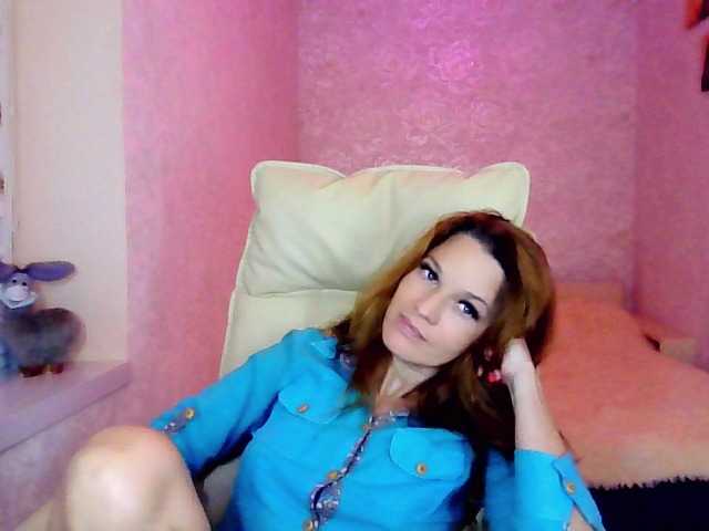 IridessaL live cam on BongaCams