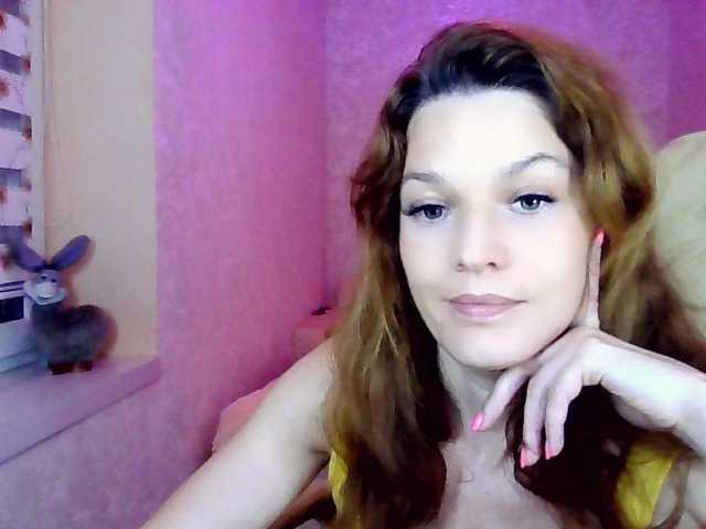IridessaL live cam on BongaCams