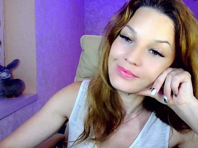 IridessaL live cam on BongaCams