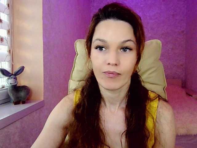 IridessaL live cam on BongaCams