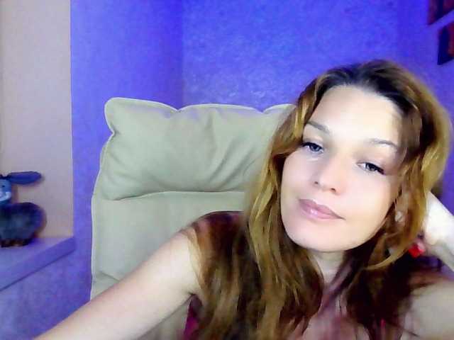 IridessaL live cam on BongaCams