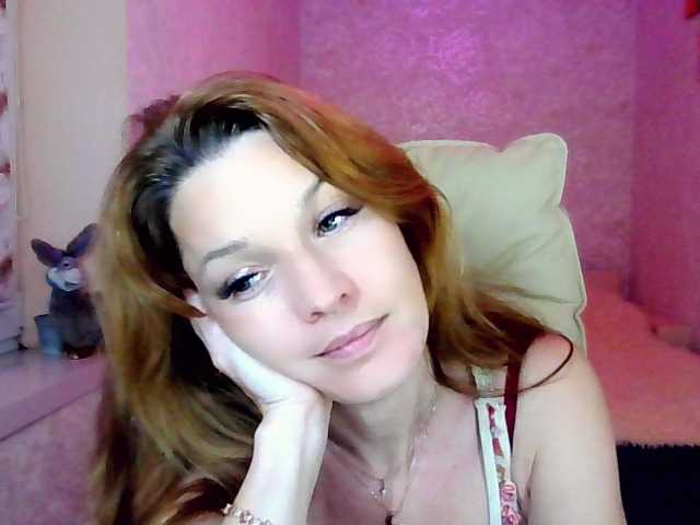 IridessaL live cam on BongaCams