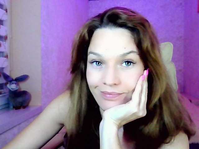 IridessaL live cam on BongaCams