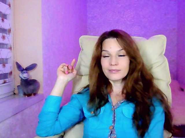 IridessaL live cam on BongaCams