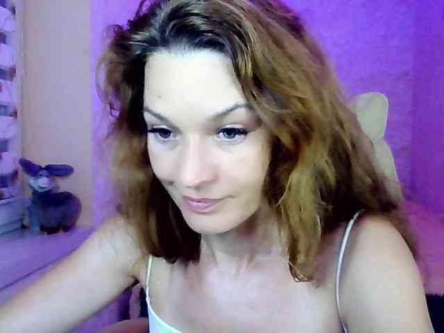 IridessaL webcam