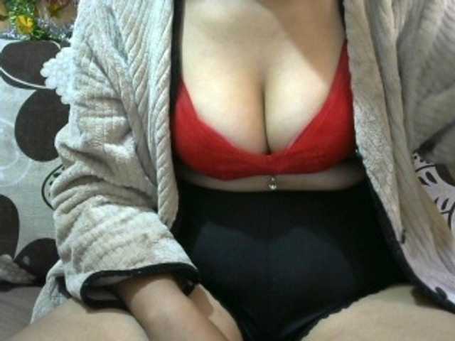 Prettyjannetta, live now on BongaCams