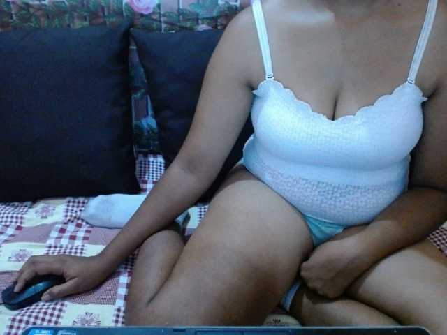 Prettyjannetta Live Cam and Statistics on UnifiedCams