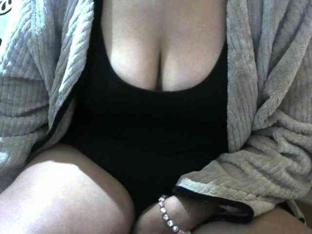 Prettyjannetta webcam