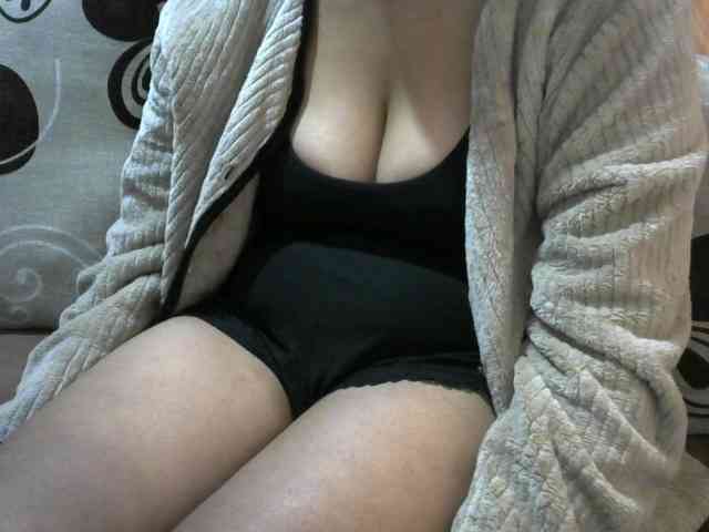 Prettyjannetta webcam