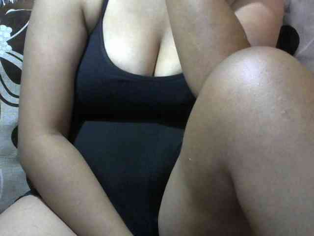 Prettyjannetta webcam