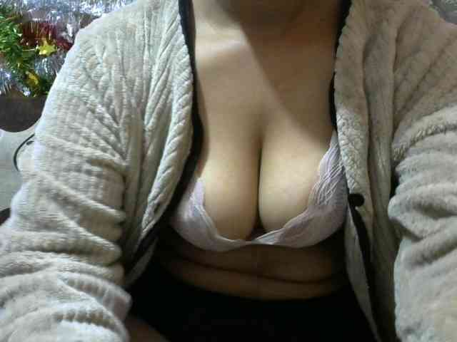 Prettyjannetta webcam