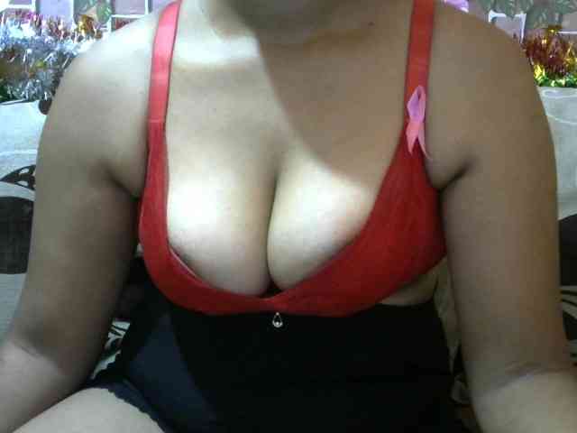 Prettyjannetta webcam
